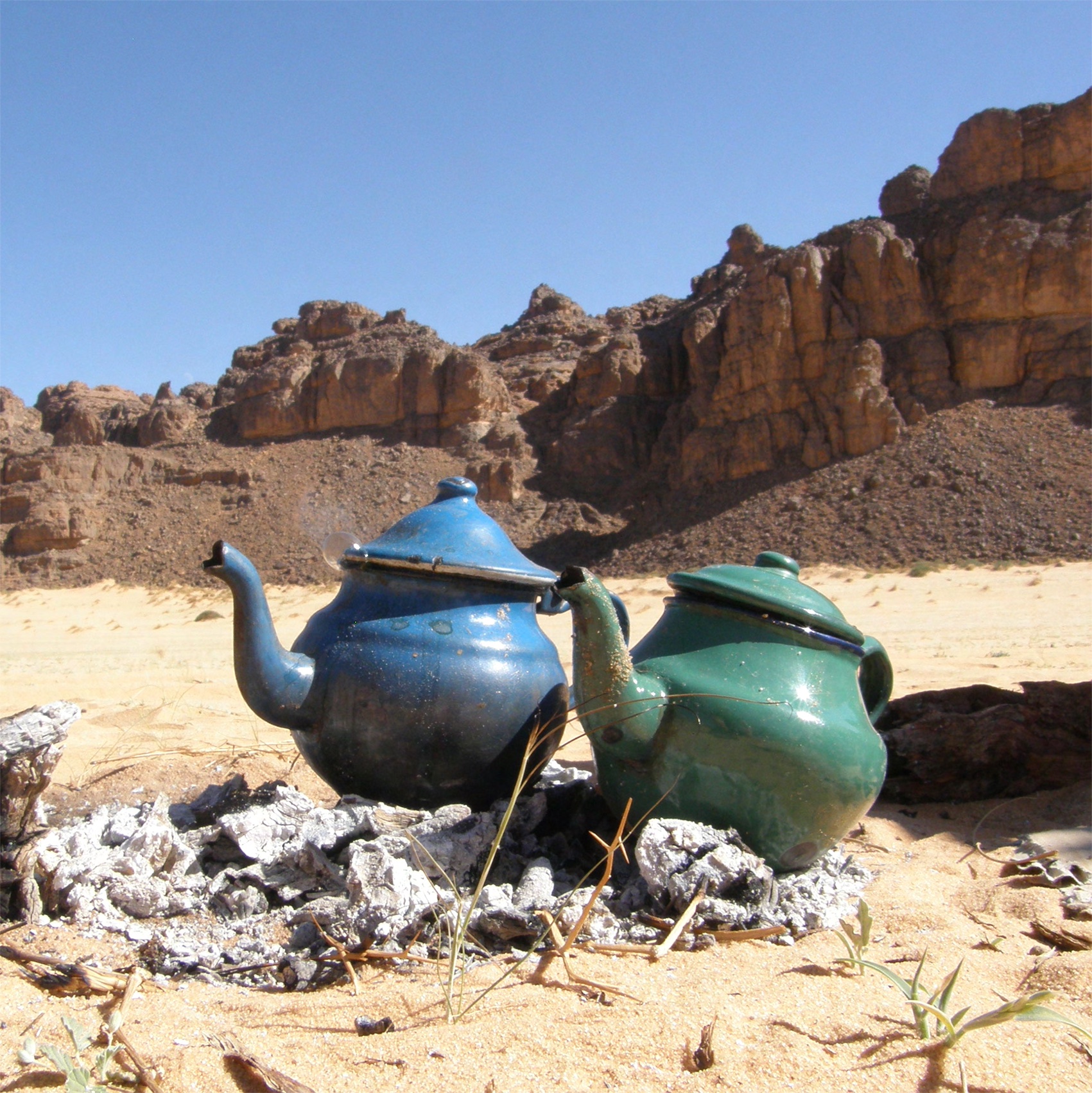 algerije _ sahara _ koffiepotjes.jpg